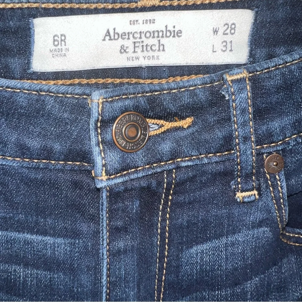 Abercrombie & Fitch Dark Wash Skinny Jeans Size 6R Stretch Denim - Picture 7 of 9